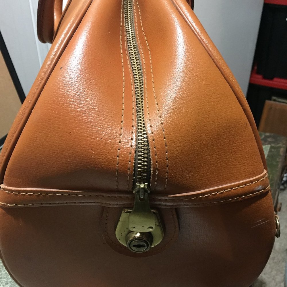 VINTAGE CHENEY ENGLAND LEATHER BAGS - Picture 5 of 15